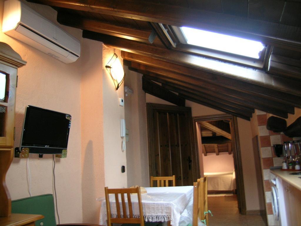 Apartmento El Boton Charro Candelario Δωμάτιο φωτογραφία